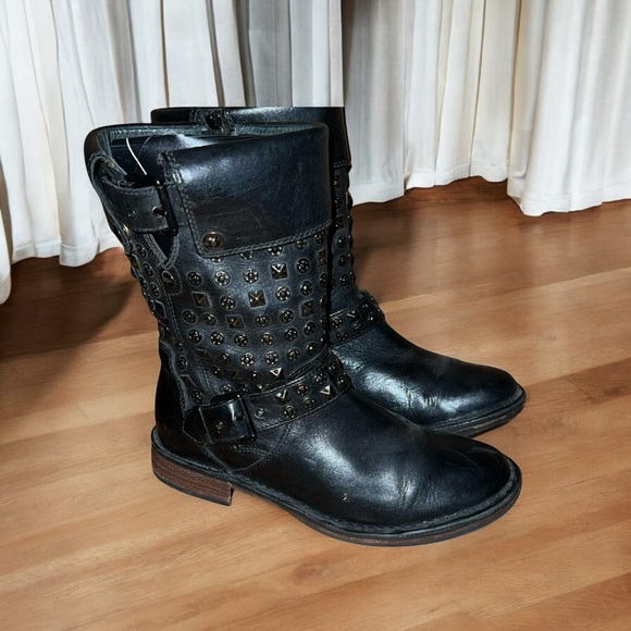UGG Shoes - UGG Australia Conor 1003605 Studded Black Leather Boots